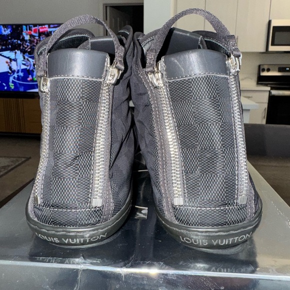 Louis Vuitton - Black Damier Graphite Nylon & Leather - Picture 4 of 6